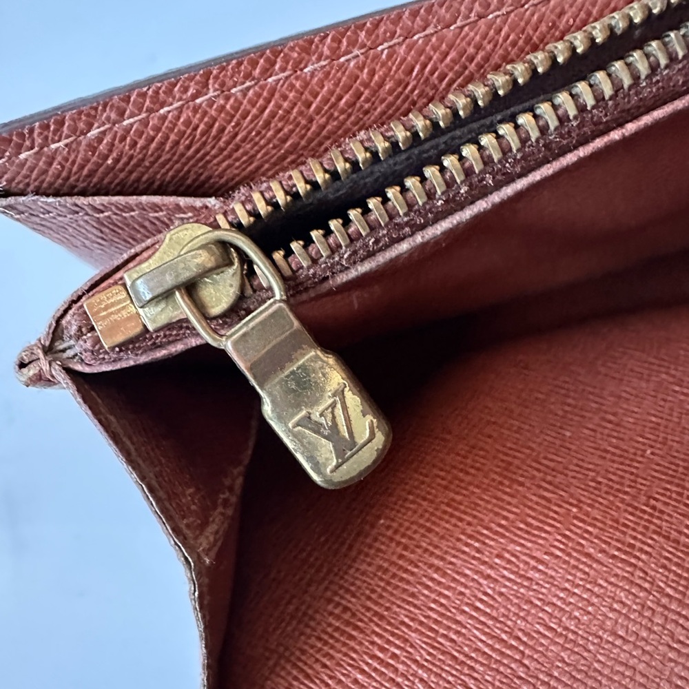 Louis Vuitton Portefeuille Sarah Monogram Long Wallet Brown - Picture 14 of 16